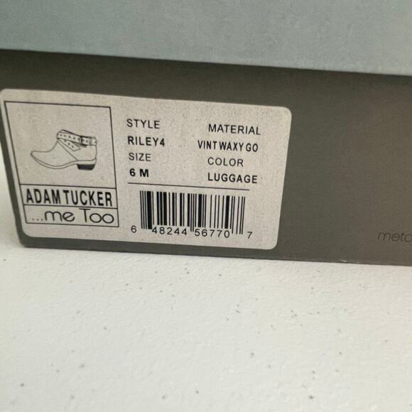 Adam Tucker Me Too Brown Booties Size 6 Riley Brown Grommet Buckle Detail - Picture 6 of 9